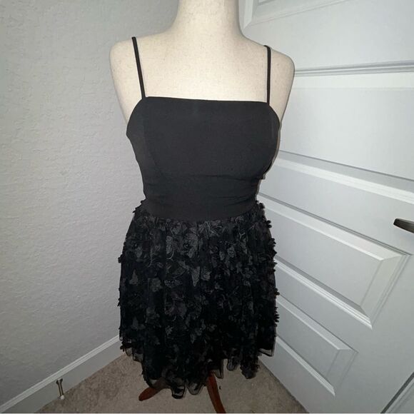 Altar'd State Tulle Organza Floral Applique Party Dress - Picture 1 of 12